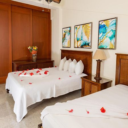 2 Story Oceanfront Penthouses On Cancun Beach! Extérieur photo
