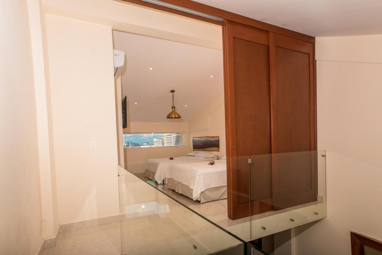 2 Story Oceanfront Penthouses On Cancun Beach! Extérieur photo