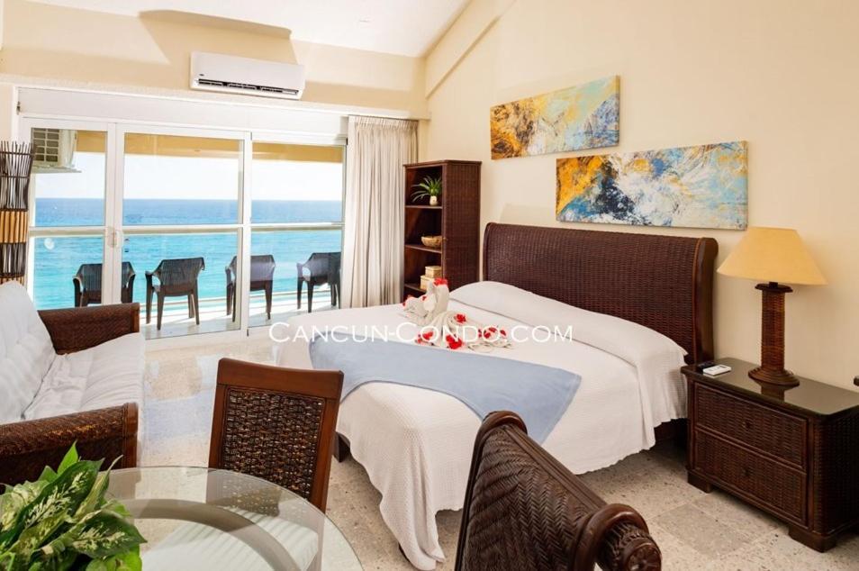 2 Story Oceanfront Penthouses On Cancun Beach! Extérieur photo
