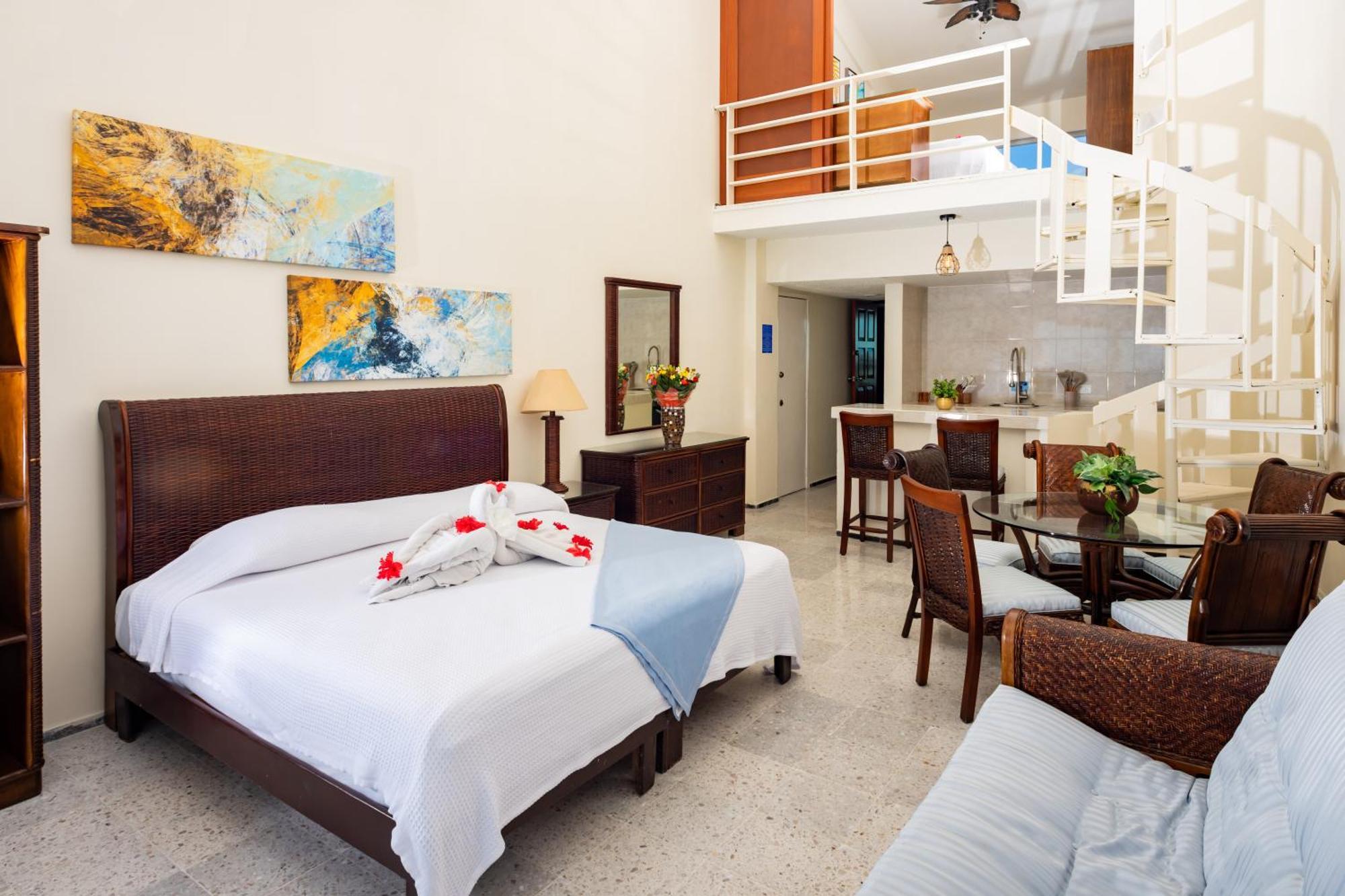 2 Story Oceanfront Penthouses On Cancun Beach! Extérieur photo