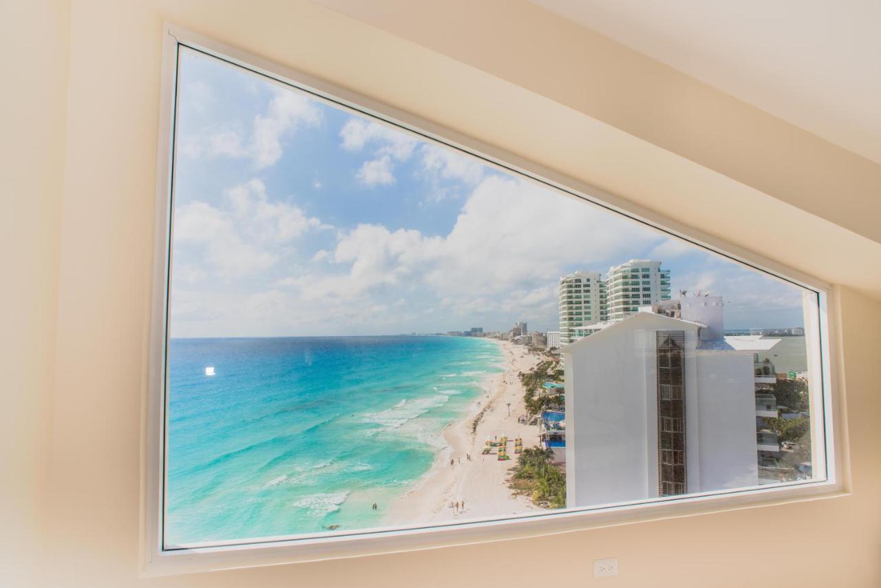 2 Story Oceanfront Penthouses On Cancun Beach! Extérieur photo