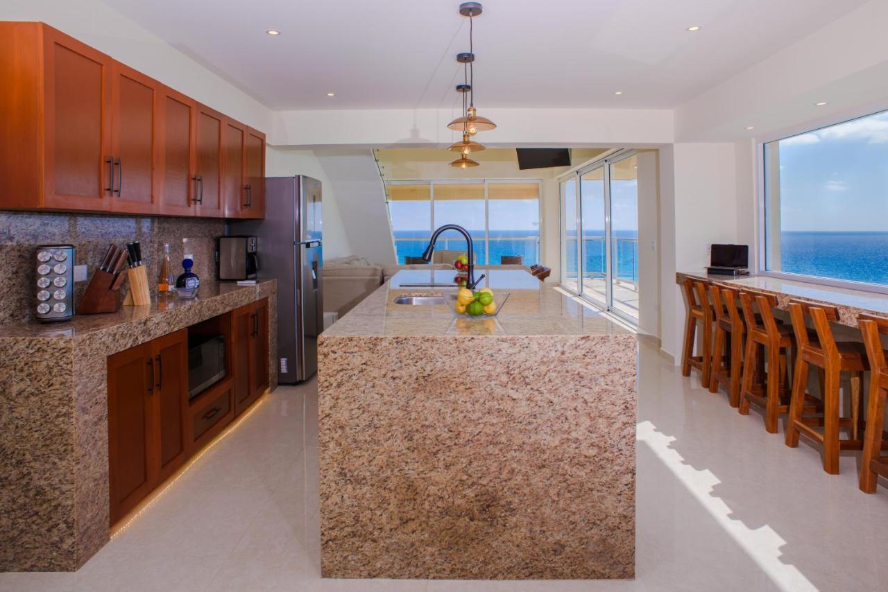 2 Story Oceanfront Penthouses On Cancun Beach! Extérieur photo